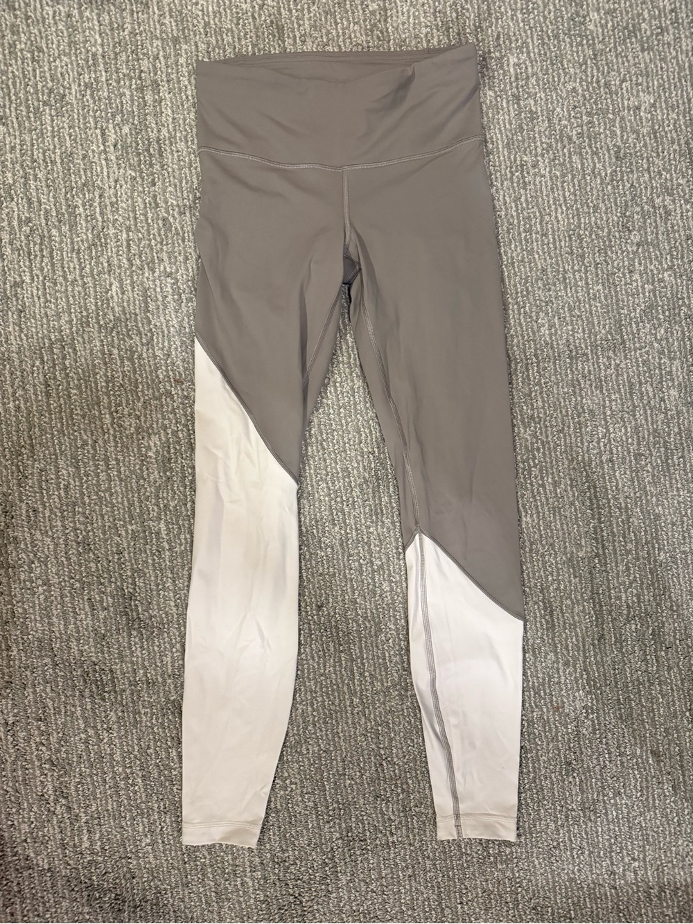 Lululemon Pace Rival Tight Size 6 Gray White Colorblock High Rise Legging Run